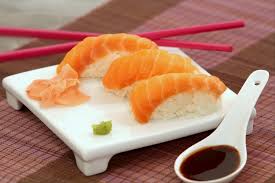 saumon sushi