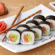 sushi saumon avocat