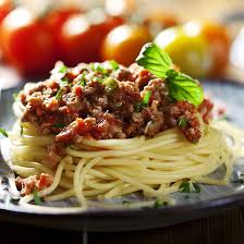 spaghetti bolognaise : sauce tomate / viande hachée